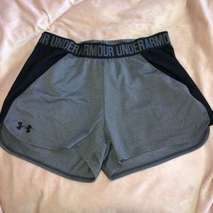 Gray under armour shorts
